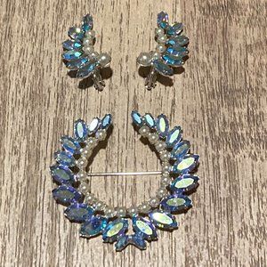 1950s Vintage B. David Crystal Rhinestone Wreath Brooch & Clip On Earrings Set